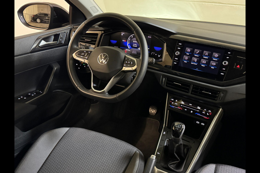 Volkswagen Taigo 1.0 TSI LIFE EDITION TREKHAAK/PDC/CARPLAY