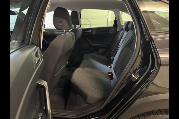 Volkswagen Taigo 1.0 TSI LIFE EDITION TREKHAAK/PDC/CARPLAY