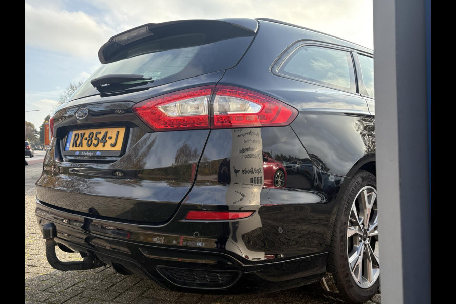 Ford Mondeo Wagon 1.5 EcoBoost ST Line 160pk | Trekhaak | Winterpack | Parkeersensoren | Navigatie | Climate Control