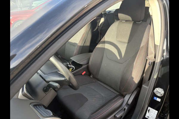 Ford Mondeo Wagon 1.5 EcoBoost ST Line 160pk | Trekhaak | Winterpack | Parkeersensoren | Navigatie | Climate Control