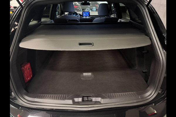 Ford FOCUS Wagon 1.0 EcoBoost Hybrid ST Line X Business NAVI/CAM/DAB/CARPLAY/ECC/PDC/CRUISE///