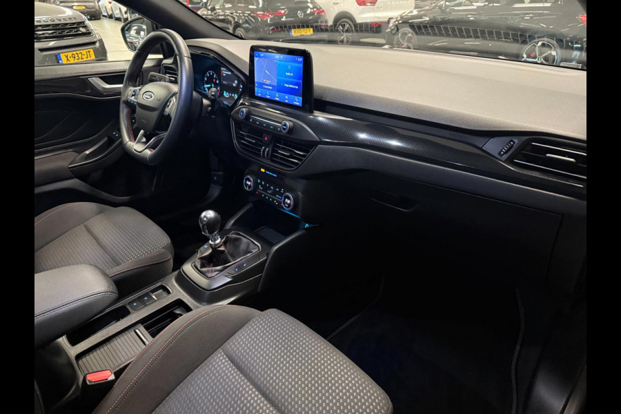 Ford FOCUS Wagon 1.0 EcoBoost Hybrid ST Line X Business NAVI/CAM/DAB/CARPLAY/ECC/PDC/CRUISE///