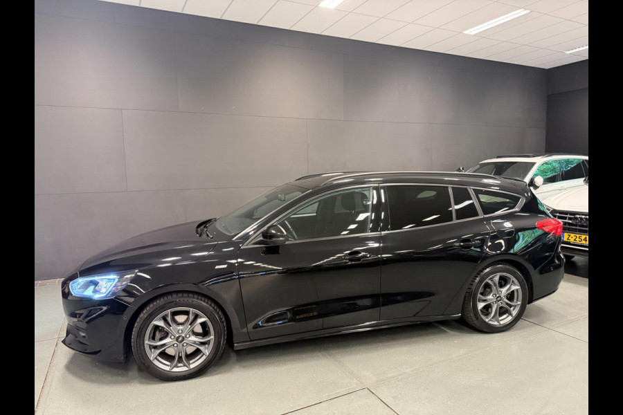Ford FOCUS Wagon 1.0 EcoBoost Hybrid ST Line X Business NAVI/CAM/DAB/CARPLAY/ECC/PDC/CRUISE///