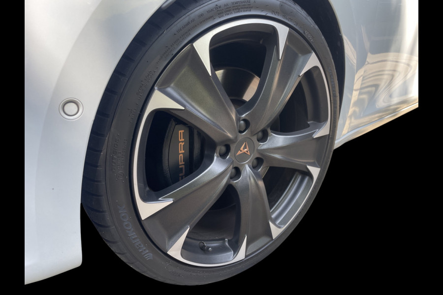 CUPRA Leon 2.0 TSI VZ 300PK DSG PERFORMANCE CAMERA/LEDER/BEATS-AUDIO
