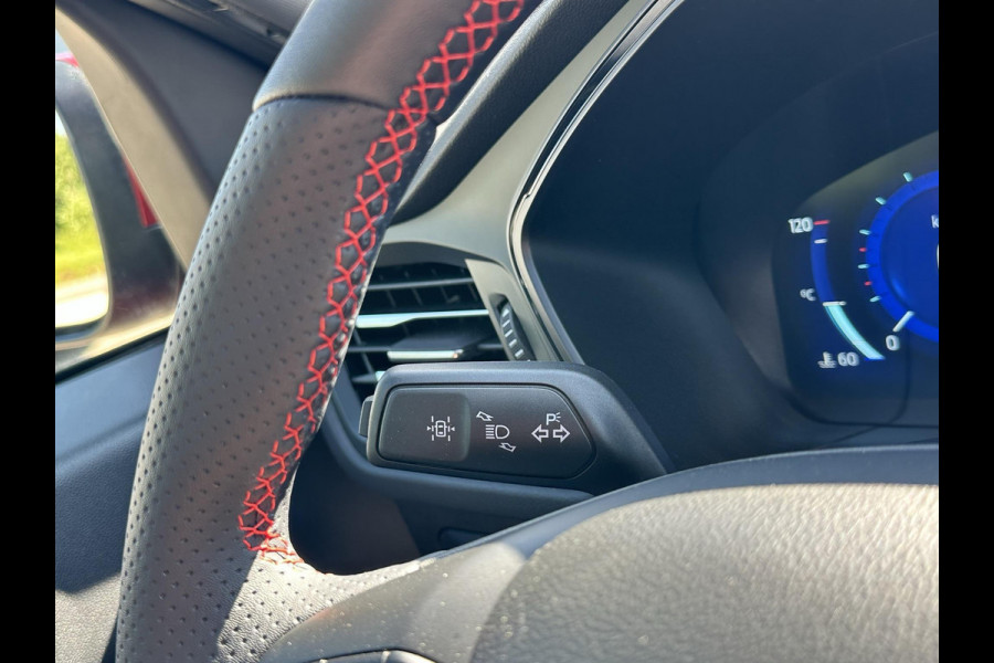 Ford Kuga 2.5 PHEV ST-Line X 225pk | Afneembare trekhaak | Driver Assistance Pack | 19 inch | Winter Pack | Elektrische achterklep