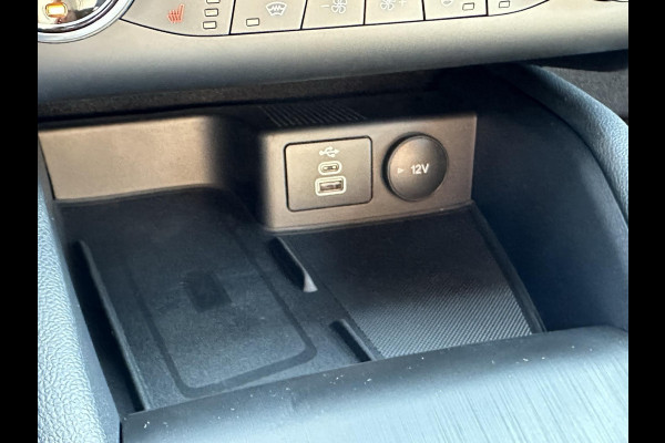 Ford Kuga 2.5 PHEV ST-Line X 225pk | Afneembare trekhaak | Driver Assistance Pack | 19 inch | Winter Pack | Elektrische achterklep