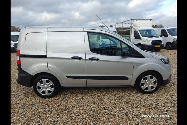 Ford Transit Courier 1.5 TDCI Limited 1e Eig , euro 6 , camera , cruise, nette bus