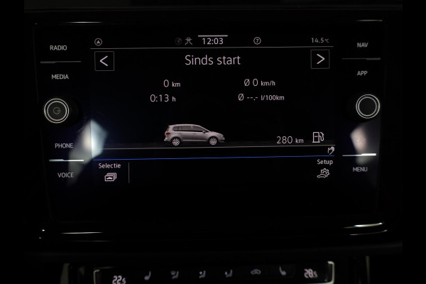 Volkswagen Touran 1.5 TSI Highline 7p 150pk DSG| Pano.dak| Digital display| 18'LM-velgen| Camera