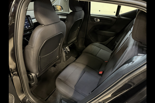 Volvo XC40 1.5 T5 Recharge R-Design Expression | Apple Carplay | Navi | Lane assist