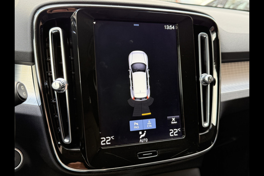 Volvo XC40 1.5 T5 Recharge R-Design Expression | Apple Carplay | Navi | Lane assist