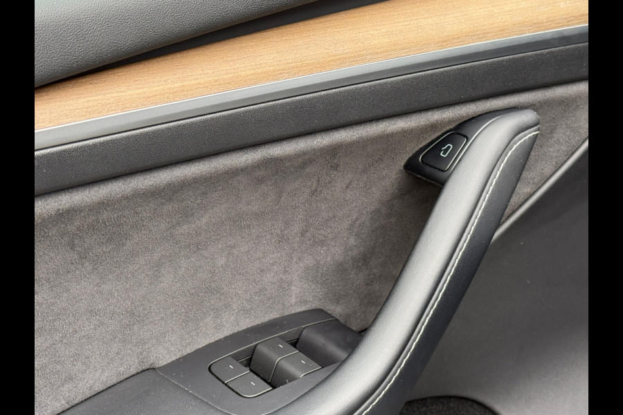 Tesla Model Y Long Range AWD 75 kWh 92% SOH Dual Motor Autopilot