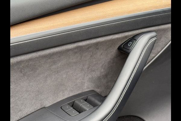 Tesla Model Y Long Range AWD 75 kWh 92% SOH Dual Motor Autopilot