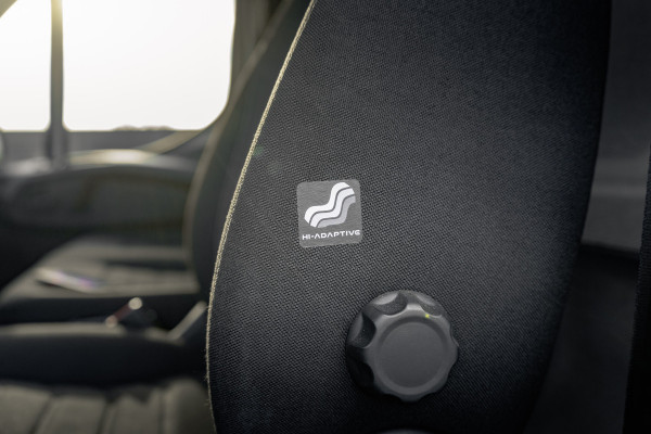 Iveco Daily 35S16V L2H2 | Automaat | Air-Pro Editie | Luchtvering | LED | Camera | Navi | PDC | 3.5T Trekgewicht | Oprijplaat | Cruise | Eur