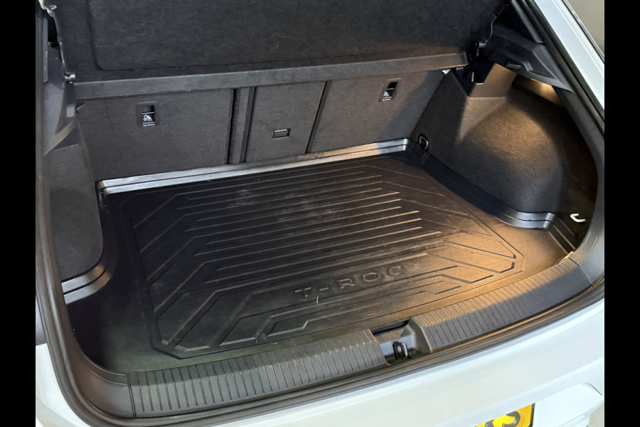 Volkswagen T-Roc 2.0 TSI 4Motion Sport Business R | Pano | R-Line | Stoelverwarming Apple Carplay | Elektrische kofferklep