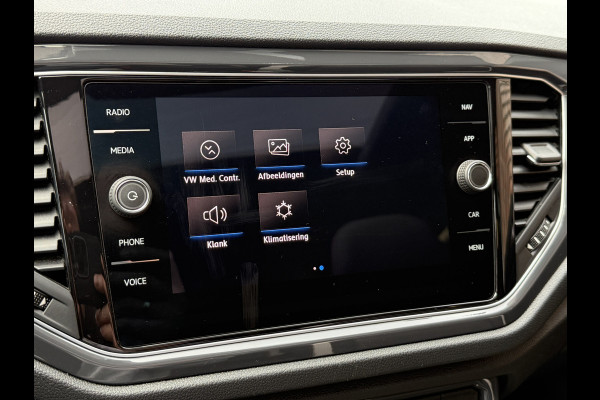 Volkswagen T-Roc 2.0 TSI 4Motion Sport Business R | Pano | R-Line | Stoelverwarming Apple Carplay | Elektrische kofferklep