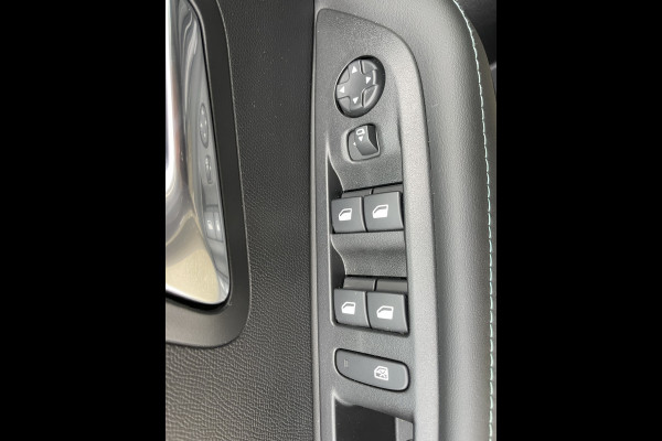 Peugeot 208 1.2 PureTech Allure | Stoelverwarming | Camera