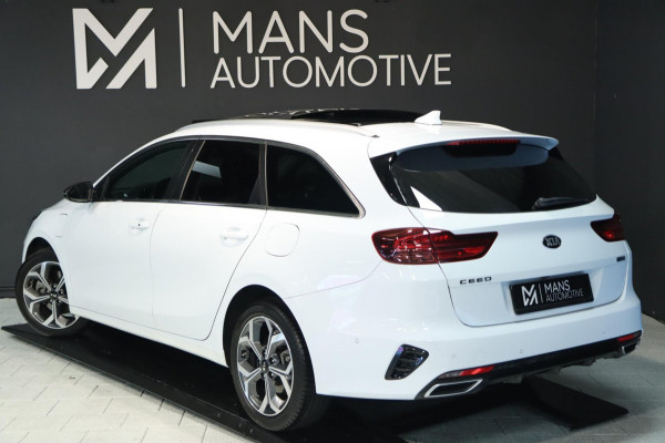 Kia Ceed Sportswagon 1.6 GDI PHEV ExecutiveLine / PANODAK / KEYLESS / DODEHOEK / CAMERA