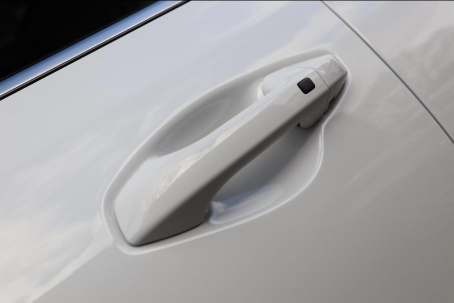 Kia Ceed Sportswagon 1.6 GDI PHEV ExecutiveLine / PANODAK / KEYLESS / DODEHOEK / CAMERA