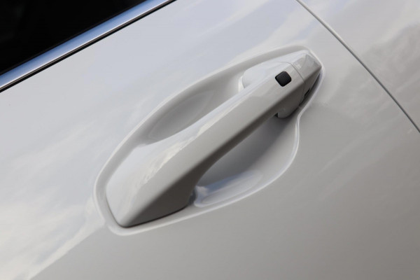 Kia Ceed Sportswagon 1.6 GDI PHEV ExecutiveLine / PANODAK / KEYLESS / DODEHOEK / CAMERA