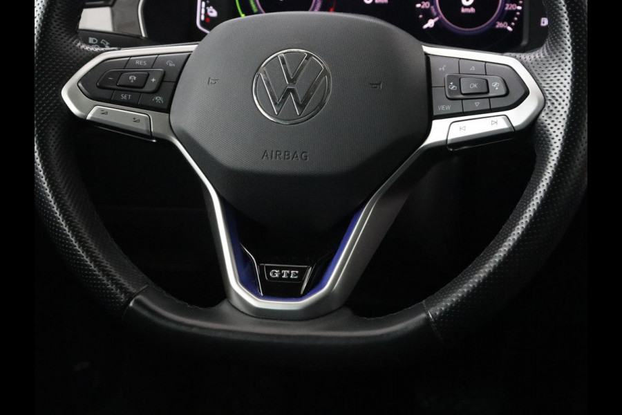 Volkswagen Passat 1.4 TSI PHEV GTE | Head-Up | Stoelverwarming | Trekhaak | Massage | Keyless | Standkachel | Camera | Matrix LED | Carplay | Adaptive cruise | Side Assist | Navigatie | Virtual Cockpit | Plug In