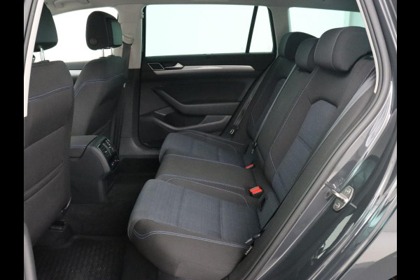 Volkswagen Passat 1.4 TSI PHEV GTE | Head-Up | Stoelverwarming | Trekhaak | Massage | Keyless | Standkachel | Camera | Matrix LED | Carplay | Adaptive cruise | Side Assist | Navigatie | Virtual Cockpit | Plug In