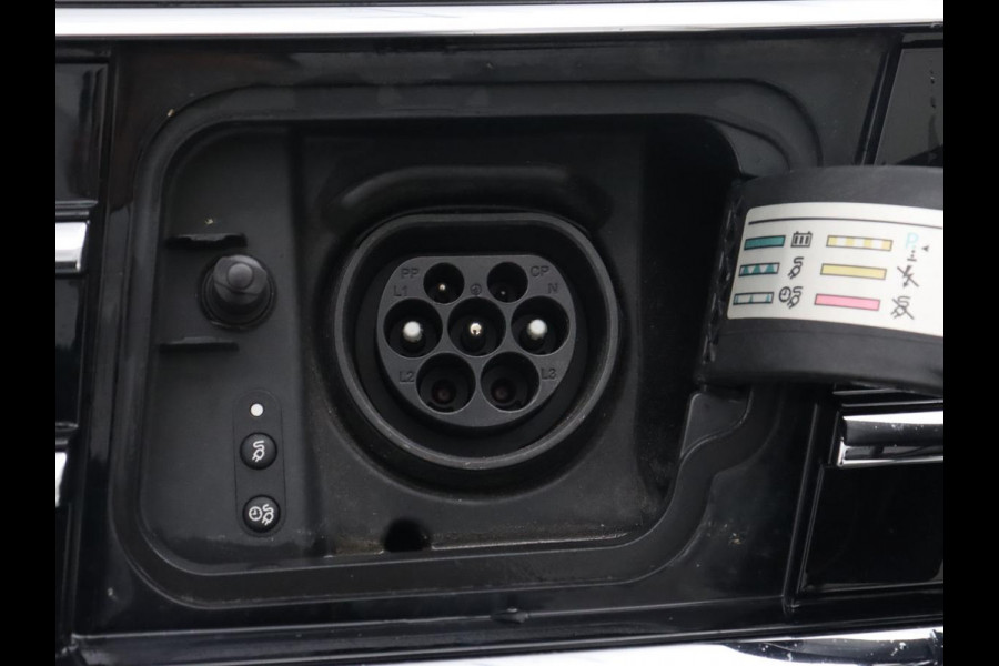 Volkswagen Passat 1.4 TSI PHEV GTE | Head-Up | Stoelverwarming | Trekhaak | Massage | Keyless | Standkachel | Camera | Matrix LED | Carplay | Adaptive cruise | Side Assist | Navigatie | Virtual Cockpit | Plug In
