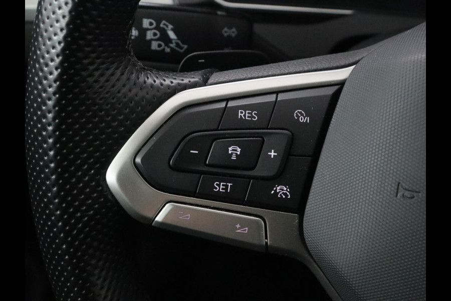 Volkswagen Passat 1.4 TSI PHEV GTE | Head-Up | Stoelverwarming | Trekhaak | Massage | Keyless | Standkachel | Camera | Matrix LED | Carplay | Adaptive cruise | Side Assist | Navigatie | Virtual Cockpit | Plug In