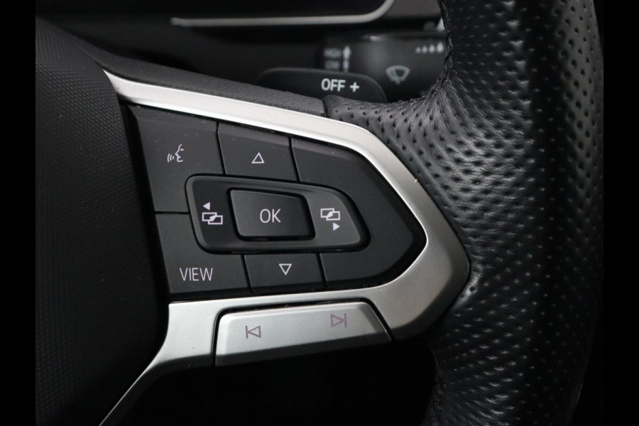 Volkswagen Passat 1.4 TSI PHEV GTE | Head-Up | Stoelverwarming | Trekhaak | Massage | Keyless | Standkachel | Camera | Matrix LED | Carplay | Adaptive cruise | Side Assist | Navigatie | Virtual Cockpit | Plug In