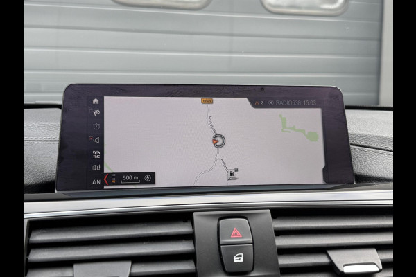 BMW 3-serie 320i Corporate Lease High Executive | Navigatie | Privacy Glass | Lichtmetalen Velgen | Climate Control | Xenon |