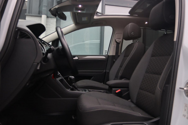 Volkswagen Touran 1.4 TSI 7p / PANODAK / ADAPT CRUISE / TREKHAAK ELEK / CAMERA