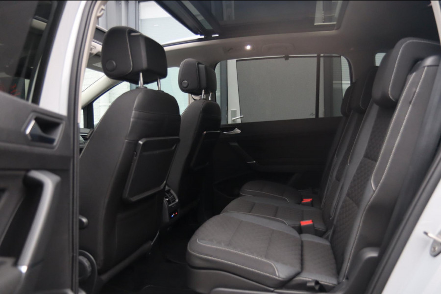 Volkswagen Touran 1.4 TSI 7p / PANODAK / ADAPT CRUISE / TREKHAAK ELEK / CAMERA