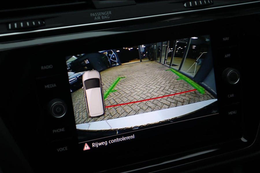 Volkswagen Touran 1.4 TSI 7p / PANODAK / ADAPT CRUISE / TREKHAAK ELEK / CAMERA