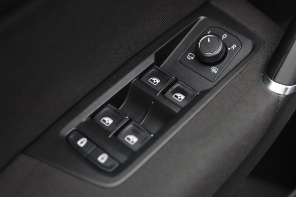 Volkswagen Touran 1.4 TSI 7p / PANODAK / ADAPT CRUISE / TREKHAAK ELEK / CAMERA