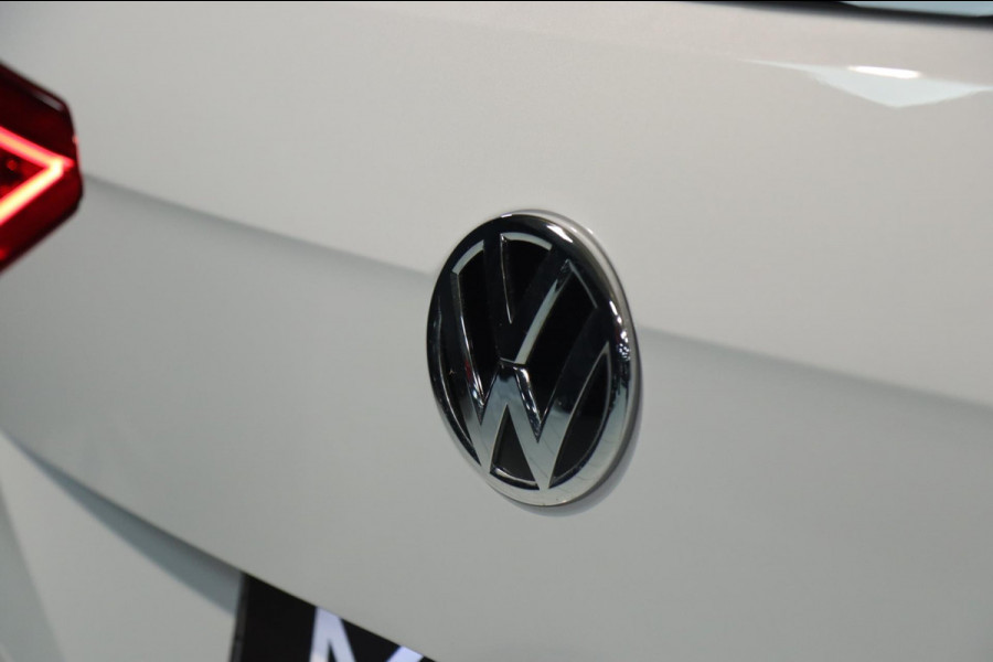 Volkswagen Touran 1.4 TSI 7p / PANODAK / ADAPT CRUISE / TREKHAAK ELEK / CAMERA