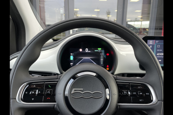 Fiat 500 Urban 42 kWh | 16" velgen | Chroompakket