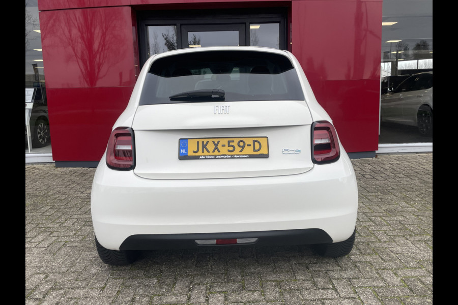 Fiat 500 Urban 42 kWh | 16" velgen | Chroompakket