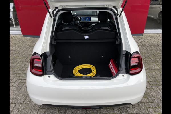 Fiat 500 Urban 42 kWh | 16" velgen | Chroompakket