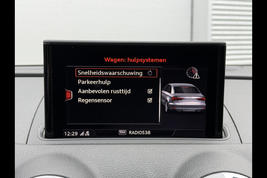 Audi A3 Limousine 35 TFSI CoD Sport S Line Edition | S-Line | Panoramadak | Draadloze telefoonlader .