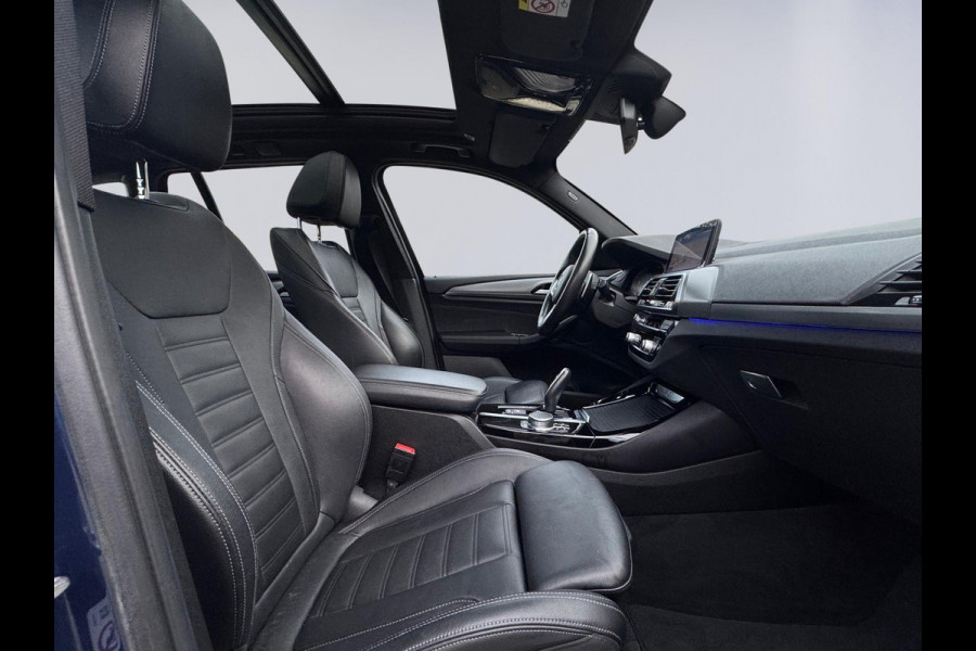 BMW X3 XDrive20i High Executive M-sport pakket, panoramadak, vele opties, eerste eigenaar, NL auto met nap, dealer onderhouden
