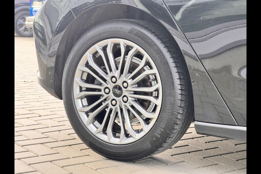 Ford Focus 1.0 EcoBoost Titanium Business | Winterpack | LED koplampen | Adaptive Cruise Control | 17" lichtmetalen velgen