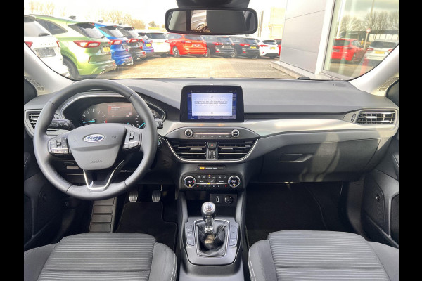 Ford Focus 1.0 EcoBoost Titanium Business | Winterpack | LED koplampen | Adaptive Cruise Control | 17" lichtmetalen velgen