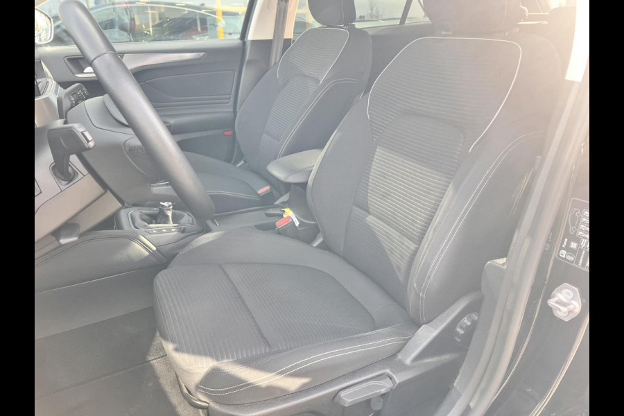 Ford Focus 1.0 EcoBoost Titanium Business | Winterpack | LED koplampen | Adaptive Cruise Control | 17" lichtmetalen velgen