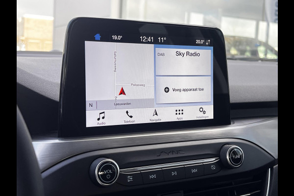 Ford Focus 1.0 EcoBoost Titanium Business | Winterpack | LED koplampen | Adaptive Cruise Control | 17" lichtmetalen velgen