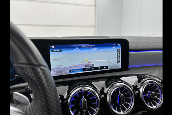 Mercedes-Benz CLA-Klasse 180 Business Solution AMG Panoramadak | Lichtmetalen velgen 5 spaaks |BMUX wide screen\ Naviagtie | parking support met camera achter | Inclusief 24 maanden MB Certified garantie voor Europa.