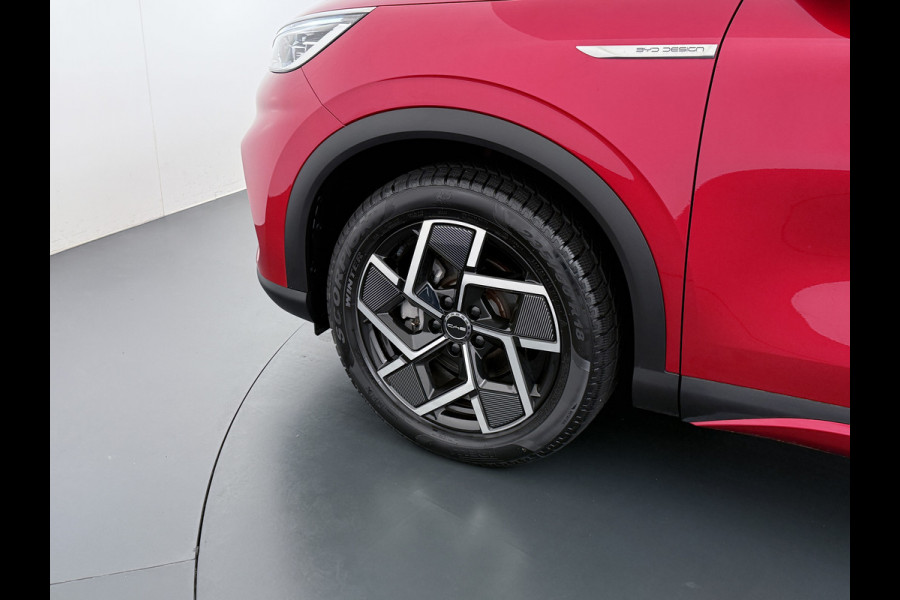 BYD ATTO 3 60kWh Design SOH 98% Pano-dak Leer+Elektr.Verst. Warmtepomp Adaptieve Cruise 360°Camera Apple Carplay Android Auto Elektr.Achter Verkeersbord detectie WiFi DAB Led Rijstrooksensor Keyless Smartphone Entry Fabrieksgarantie tot 12-12-2030/150.000km Garantie. Op de LFP Accu tot 12-12-2030/200.000km €44.000,- Nieuw!