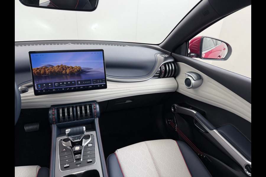 BYD ATTO 3 60kWh Design SOH 98% Pano-dak Leer+Elektr.Verst. Warmtepomp Adaptieve Cruise 360°Camera Apple Carplay Android Auto Elektr.Achter Verkeersbord detectie WiFi DAB Led Rijstrooksensor Keyless Smartphone Entry Fabrieksgarantie tot 12-12-2030/150.000km Garantie. Op de LFP Accu tot 12-12-2030/200.000km €44.000,- Nieuw!