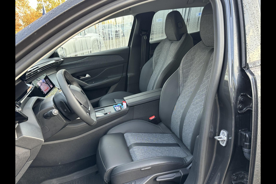 Peugeot 408 1.2 PureTech Allure Pack 130 EAT8 Adaptive cruisecontrol | Stoel + Stuurverwarming | digitaal cockpit | Rijklaar met 12 mnd BOVAG garantie |