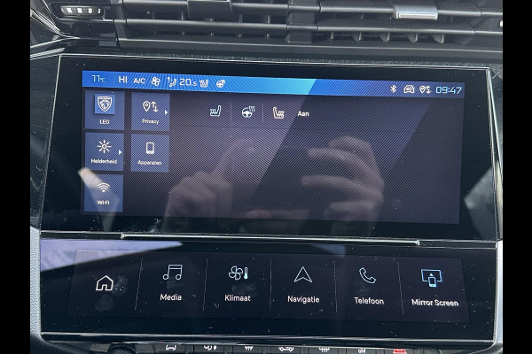 Peugeot 408 1.2 PureTech Allure Pack 130 EAT8 Adaptive cruisecontrol | Stoel + Stuurverwarming | digitaal cockpit | Rijklaar met 12 mnd BOVAG garantie |