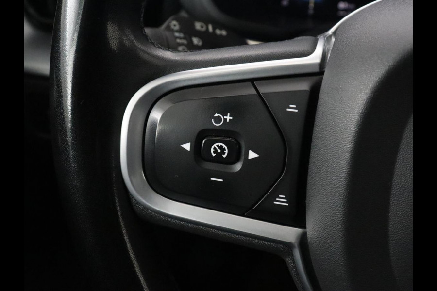 Volvo XC60 2.0 Recharge T6 AWD Inscription | Panoramadak | Trekhaak | Leder | Stoelverwarming | Camera | Carplay | Navigatie | Full LED | Parkeerhulp | Memory | PHEV | Plug In