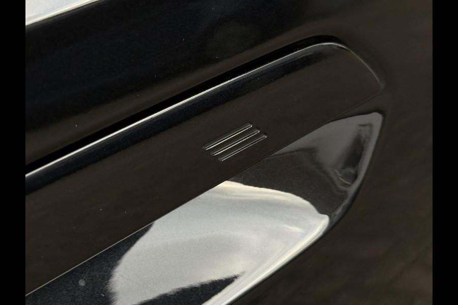 BMW X1 xDrive30e X LINE | DRIVING PROFF. | SPORTSTOELEN | LEDER | TREKHAAK | ELEKTR. STOELEN |